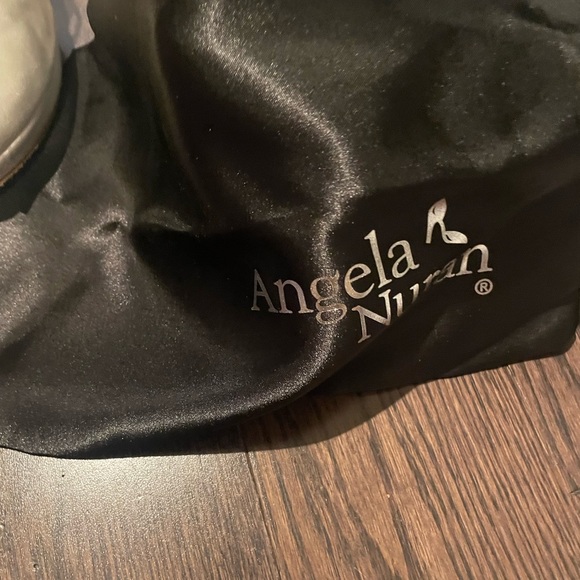 Angela Nuran 8.5 Tribeca Shoe - Picture 6 of 6